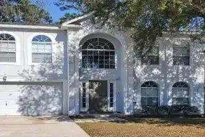 Royal Retreat with enclosed yard and screened in back patio Guest house, Jacksonville