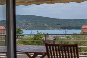 Apartman Marenic, Cerzo