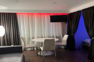 Prospekt Oleksandra Polya 135 Apartments, Dnipropetrovsk