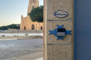 Ta Serafina studio apartment with loft, Ghajnsielem
