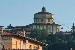 La finestra sui Cappuccini Apartments, Torino
