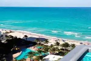 Beautiful penthouse condo with stunning views of both ocean and city, Hollywood