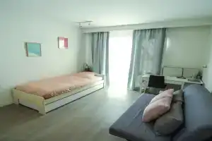 Privé kamer met gedeelde badkamer - randen - afrit E313 Wommelgem Guest house, Antwerp