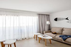 Apartamentos Top Secret Prestige - Formentera Vacaciones, Es Pujols