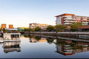 Appartement haut standing F2 Rivetoile centre parking gratuit terrasse Apartments, Strasbourg