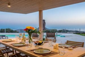 Aloni Villa with 180° SeaView, Private Pool & BBQ, 2km from Beach, Plakias