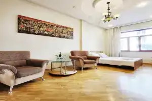 Sahil Apartment Formula1 view, Baku