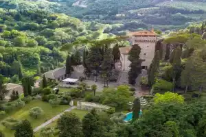 Rocca di - a Medieval Castle Villa, Cetona