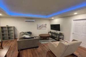 Brand New 2BR CUTE Blue LED in North Apartments, Fresno