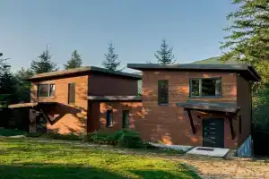 InMount Guest house, Tatariv