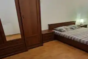 Mizh tsentrom i vokzalom Apartments, Lvov