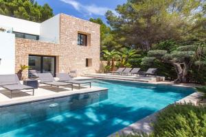 Villa Higueras, Es Canar