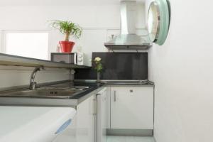 Bright beachfront apartment, Malaga