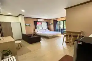 Kata Noi Place Apartments, Kata