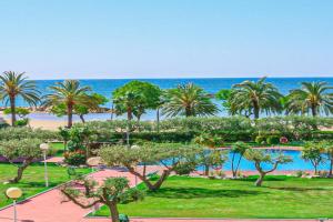 LITORAL COSTA DORADA - GOLF SANT JORDI d Apartments, Cambrils