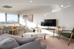 Hilton Executive Apartments, Adelaide