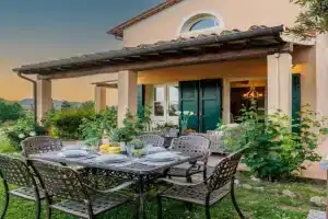 Cicale 3 Bedrooms Farmhouse with Shared Pool, Lucca