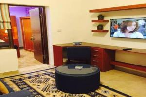The Royal Luxury Tiger Patio Apartments, Amman