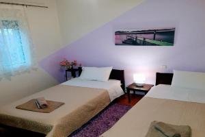 Marosrooms, Trikala