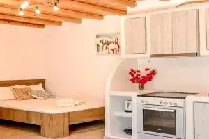 Bonzoe #3 Apartments, Parikia