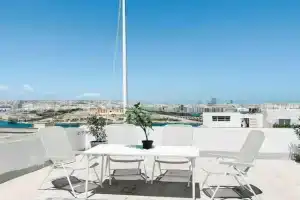City Penthouse with roof terrace and sea views, Sliema