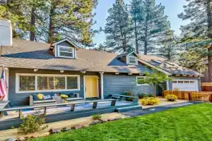 The Home at the End of the Rainbow Guest house, South Lake Tahoe