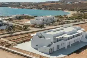 Paros Melodia Apartments, Logaras
