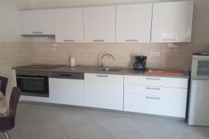 Holiday home in with terrace, air conditioning, WiFi, washing machine 5123-1, Milna