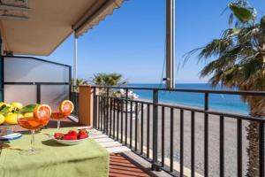 Loft Balcone Sul Mare Apartments, Mazzeo