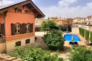 APARTAMENTOS CASERIA DE COMARES, Granada