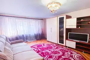 3-kimn Zatishna v tsentri mista,Kashtanova aleya Apartments, Poltava