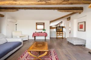 Italy prestigious historical attic in Apartments, Bologna