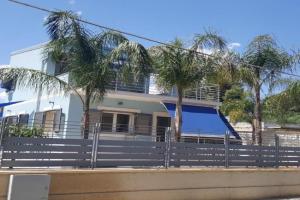 Villa Azzurra -, Fontane Bianche