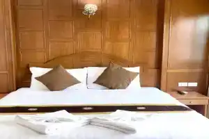 Chalita House, Patong