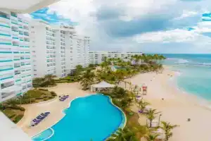 3 Bedrooms At Marbella Beachfront no820, Juan Dolio