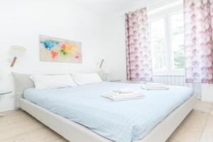 Luxury one bedroom Corso Buenos Aires next Duomo, Monza