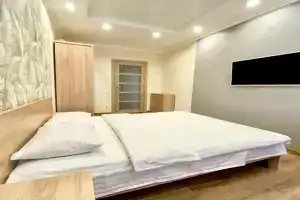 2-kimn Suchasni apartamenti u tsentri mista, Poltava