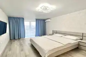 ApartPoltava Novi apartamenti remont tsogo roku PANORAMA, Korpusniy park, Naykrashcha lokatsiya, Poltava