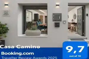 2 bd downtown home with private parking 400 meters walk to the beach Guest house, Chania Town