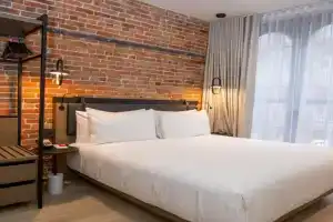 Le Petit Hotel Notre Dame, Montreal