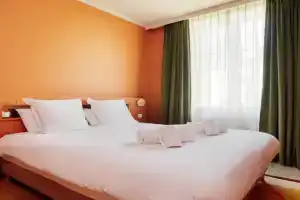 Fernand - Entrée autonome, réception en ligne - Encore Mieux Apart-hotel, Orleans