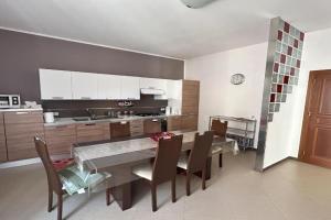 Marconi e Garibaldi 76 apartment, Castellammare del Golfo