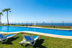 Ceres Luxury Apartment, Rincon de la Victoria