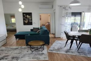 New Apartment Danijela, garden and garage place, Sibenik