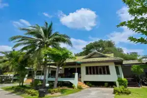 Poowadee resort, Ban Lamai