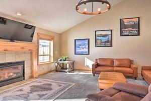 Family-Friendly Oregon Vacation Home with Yard Guest house, Bend