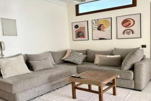 Rabat, Appartement Neuf en face d'Arribat Center. Apartments, Rabat