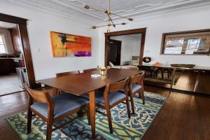 The Pandora Century Home Guest house, Kitchener