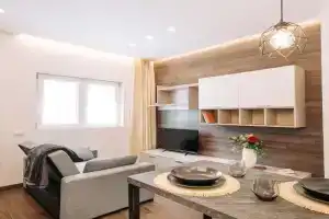 Casa Milò, Monopoli