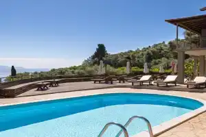 The Summit Escape Apart-hotel, Benitses